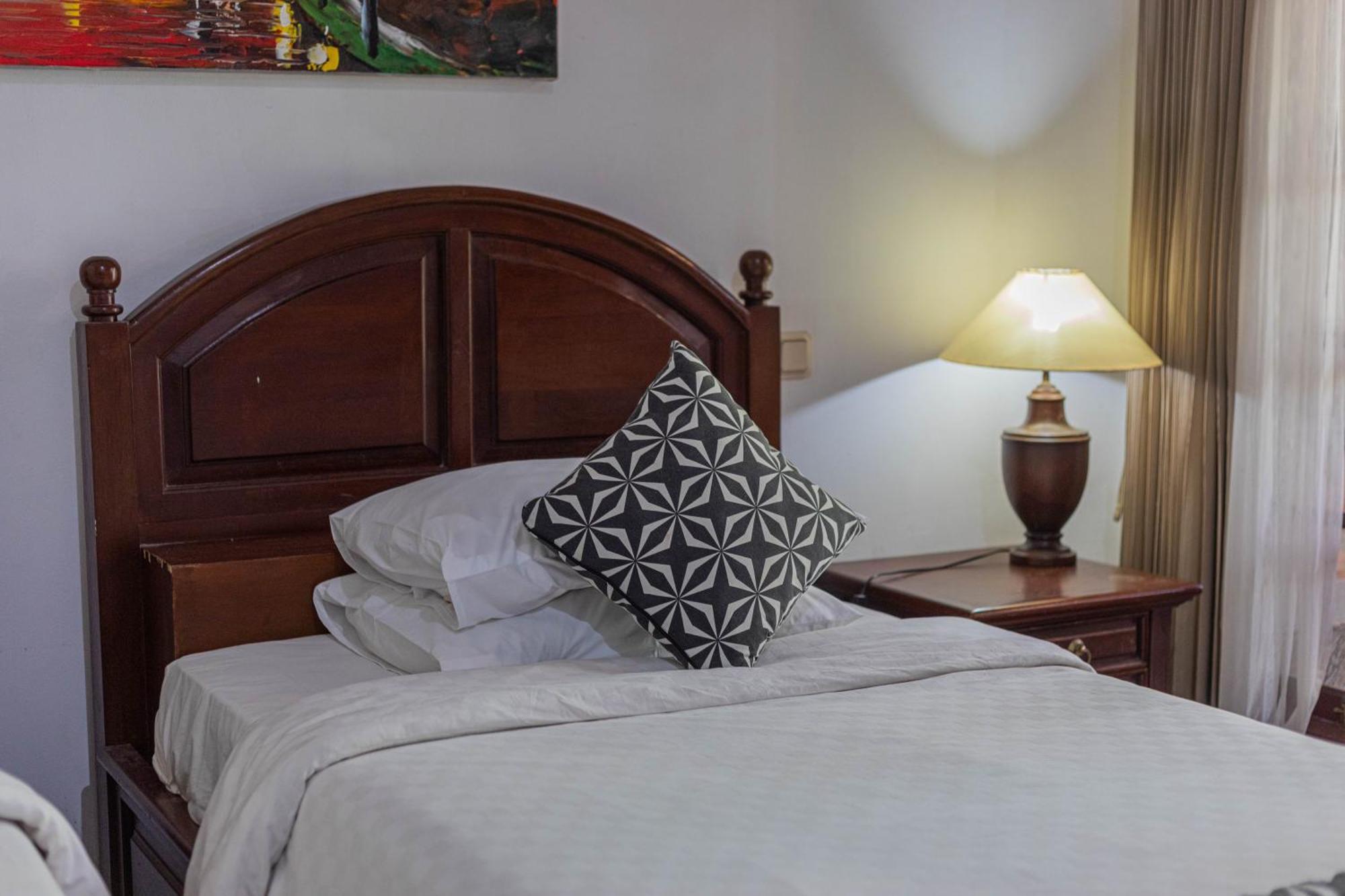 Puri Mango Guest House Sanur Ngoại thất bức ảnh