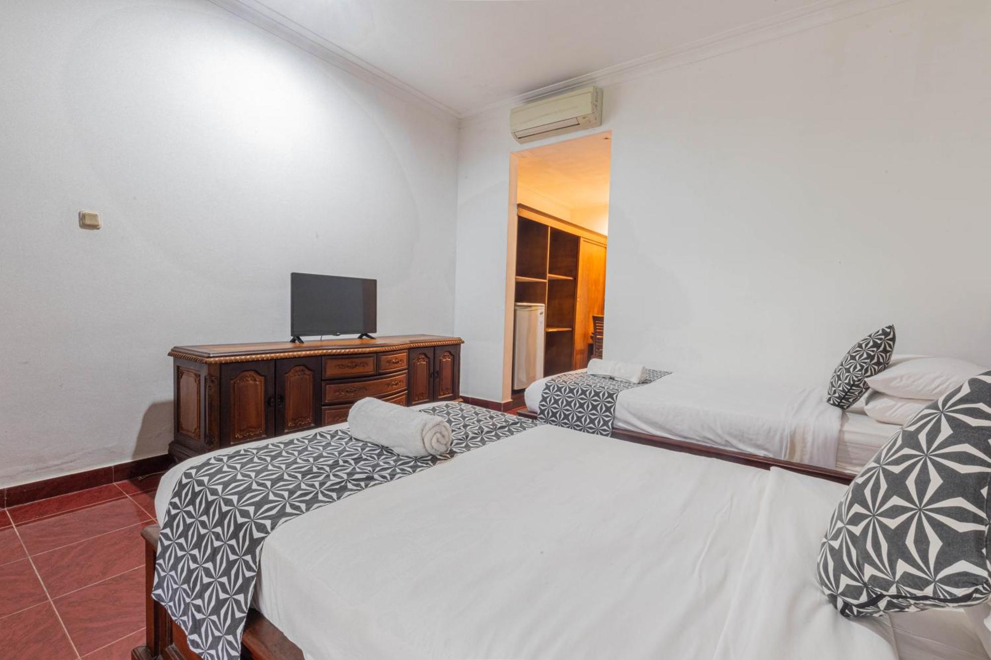 Puri Mango Guest House Sanur Ngoại thất bức ảnh